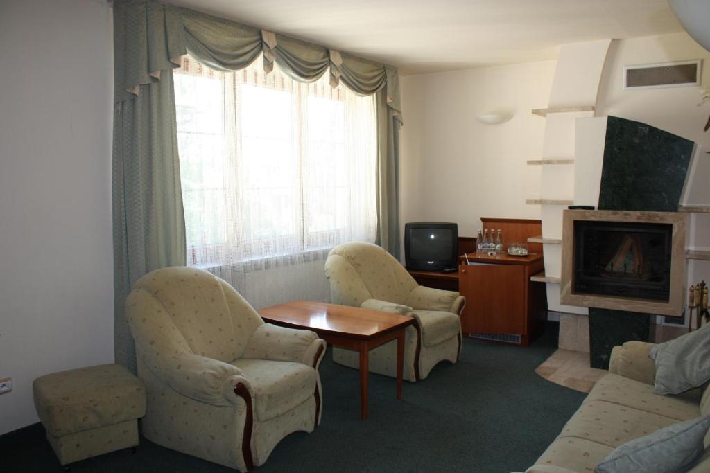Hotel Saol Krynica-Zdrój Exteriör bild
